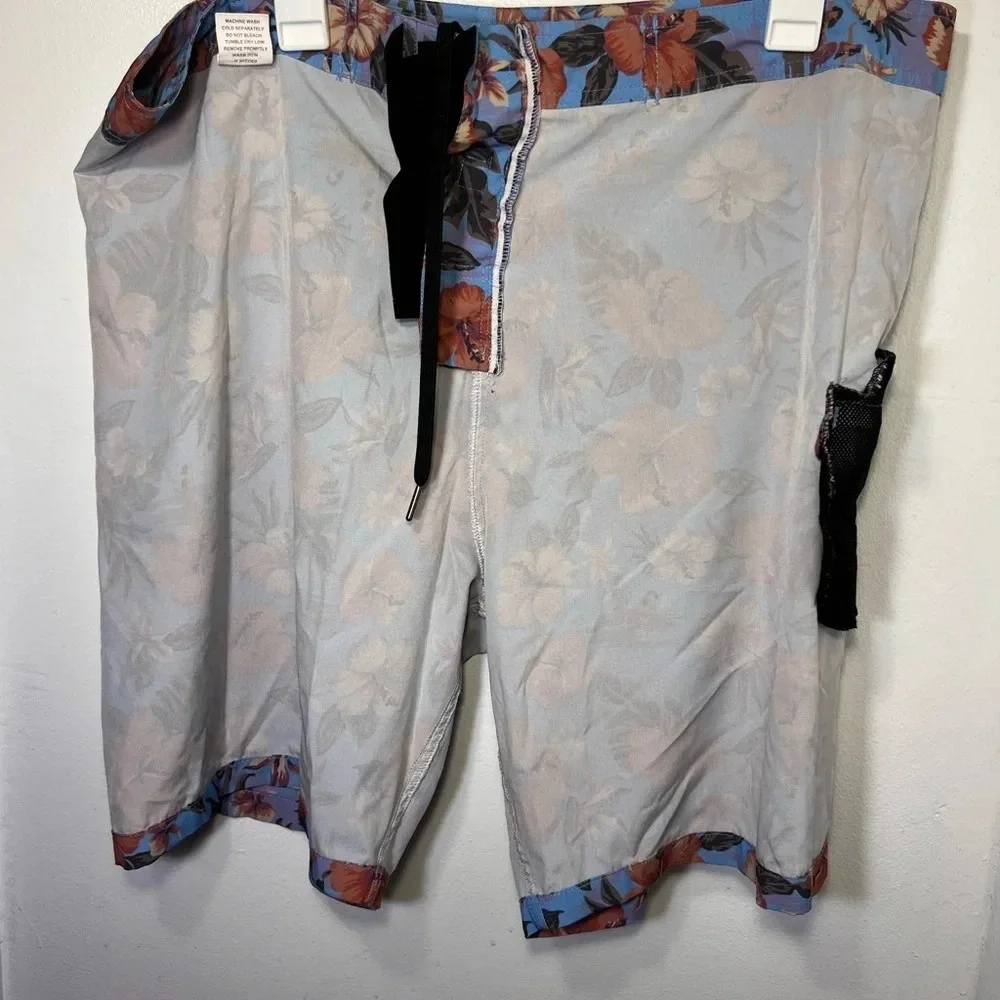 Brooklyn Cloth‎ BKLYN, 36W tropical pocket lace up loop closure board short